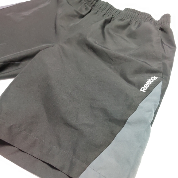 Reebok Gym Shorts Men's Medium - Picture 5 of 5
